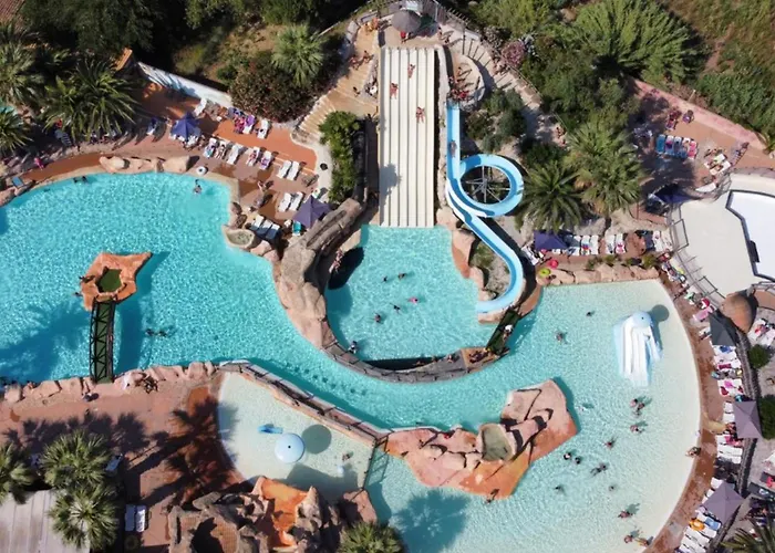 Mobil A Louer Avec Terrasse A - Api-1-52-826 营地 *